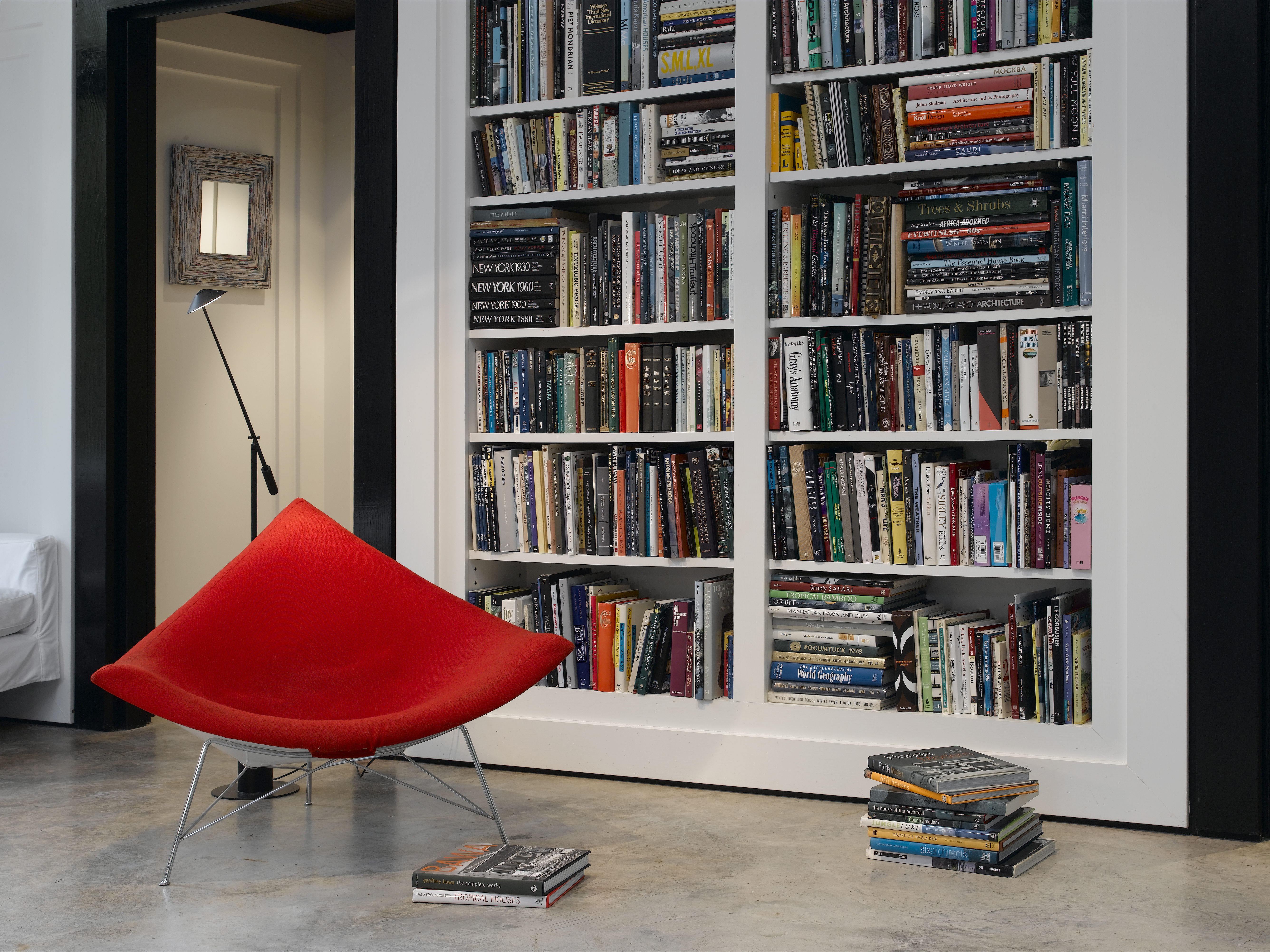book nook that has been professionally styled by an interior stylist